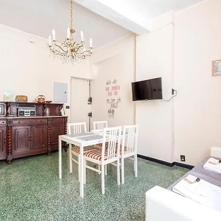 公寓 Joivy Alba Family Flat